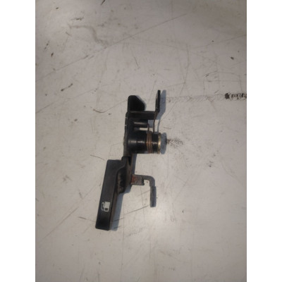  Ручка открытия лючка топливного бака к  Mitsubishi  Space Star,  1998