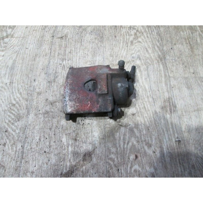  Суппорт передний правый к  Volkswagen  Golf,  1995