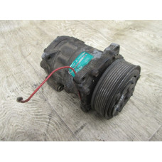  Компрессор кондиционера к  Renault  Espace,  2000