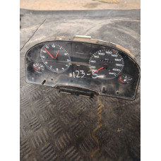  Щиток приборов (приборная панель) к  Audi  80,  1990