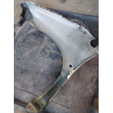  Крыло переднее правое к  Chrysler  Voyager,  1999