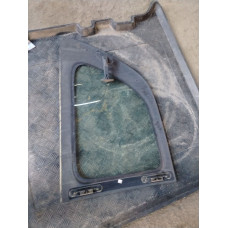  Стекло кузовное боковое левое к  Plymouth  Voyager,  1999