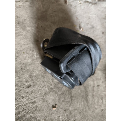  Ремень безопасности задний левый к  Audi  100,  1985