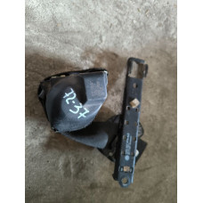  Ремень безопасности передний правый к  Volkswagen  Golf,  1995