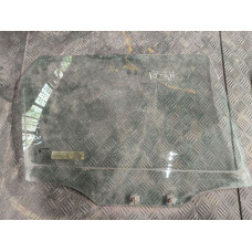  Стекло двери задней правой к  Daewoo  Nubira,  1997