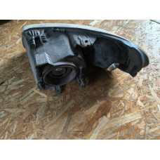  Фара правая к  Dodge  Caravan,  2003