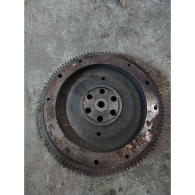  Маховик к  Daewoo  Nubira,  1997