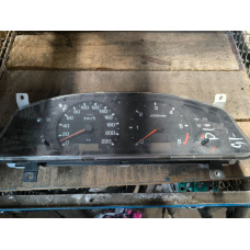  Щиток приборов (приборная панель) к  Nissan  Primera,  1998