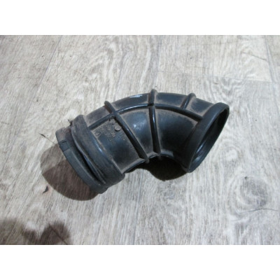  Патрубок воздушного фильтра к  Opel  Zafira,  2000