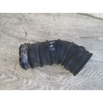  Патрубок воздушного фильтра к  Nissan  Sunny,  1995