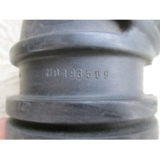  Патрубок воздушного фильтра к  Mitsubishi  Galant,  0000