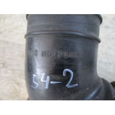  Патрубок воздушного фильтра к  Mitsubishi  Pajero,  1992