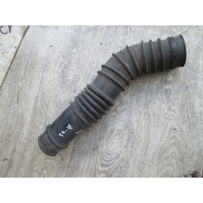  Патрубок воздушного фильтра к  Nissan  Serena,  1998