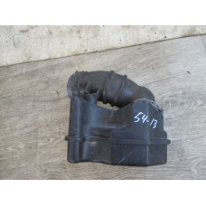  Патрубок воздушного фильтра к  Mazda  626,  1996