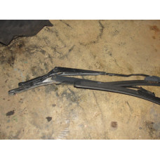  Щеткодержатель (поводок стеклоочистителя, дворник) к  Daewoo  Nexia,  1997