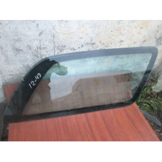  Стекло кузовное боковое правое к  Ford  Mondeo,  1995