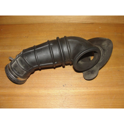  Патрубок впускного коллектора к  Daewoo  Nexia,  1997