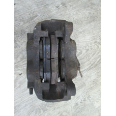  Суппорт передний правый к  Mercedes  T1,  1990