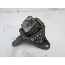  Подушка крепления двигателя к  Ford  Mondeo,  1995