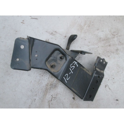  Крепление сиденья к  Ford  Mondeo,  1995