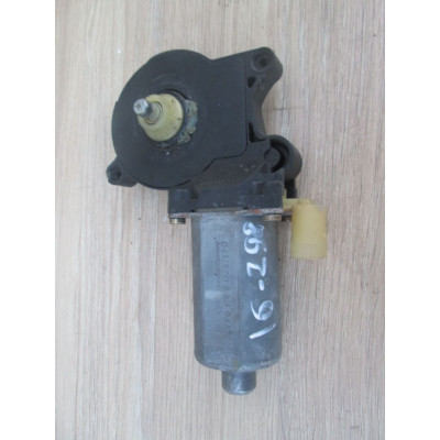 Двигатель электролюка к  BMW  3 E46,  1998