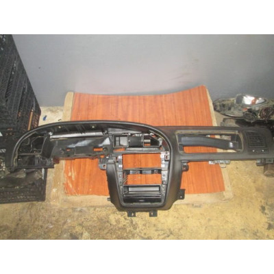  Панель передняя салона (торпедо) к  Daewoo  Nubira,  2000