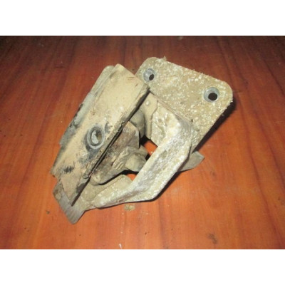  Подушка крепления двигателя к  Daewoo  Nubira,  2000