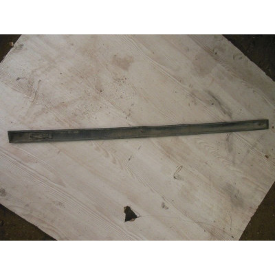  Накладка двери передней правой к  Opel  Vectra,  1998