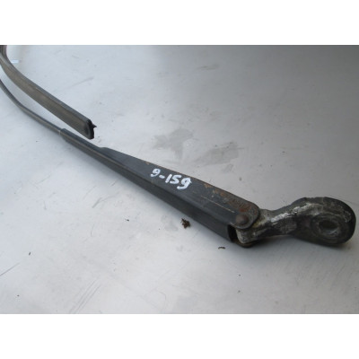  Щеткодержатель (поводок стеклоочистителя, дворник) к  Renault  Megane,  1999