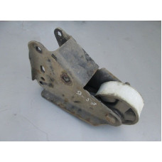  Кронштейн двигателя к  Renault  Megane,  1999