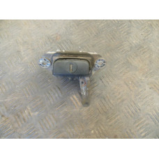  Кнопка открытия багажника к  Renault  Megane,  1999