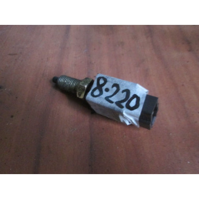  Датчик заднего хода (лягушка) к  Mitsubishi  Galant,  1995