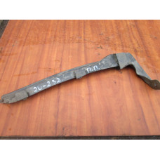  Кронштейн крепления бампера переднего к  Ford  Galaxy,  1998