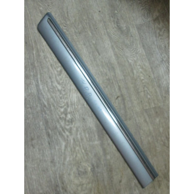  молдинг двери задней правой к  Mercedes  E W210,  2000