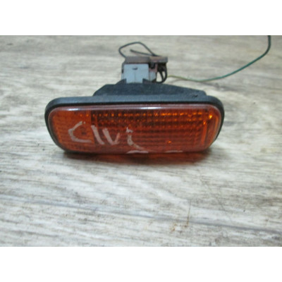  Повторитель передний левый к  Honda  Civic,  1998
