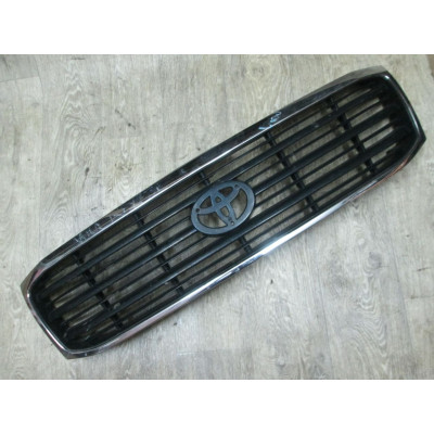  Решетка радиатора к  Toyota  Land Cruiser,  2000