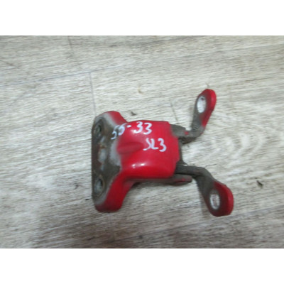  Петля двери к  Daewoo  Nubira,  0000