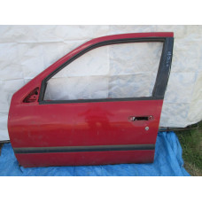  Дверь передняя левая к  Nissan  Primera,  1996