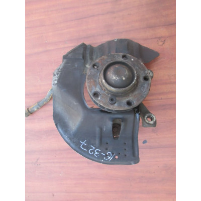  Кулак задний левый к  BMW  3 E46,  1998