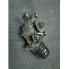  Моторчик передних стеклоочистителей (дворников) к  Nissan  Primera,  1993