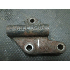  Кронштейн к  Nissan  Primera,  1993