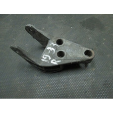  Кронштейн двигателя к  Skoda  Felicia,  1997