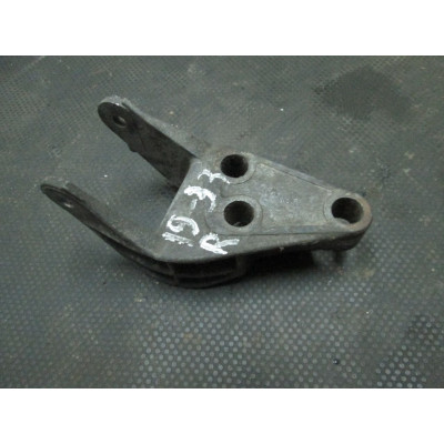  Кронштейн двигателя к  Skoda  Felicia,  1997