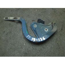  Петля капота правая к  Skoda  Felicia,  1997