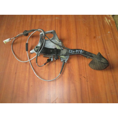  Педаль тормоза к  Mercedes  C W202,  1998