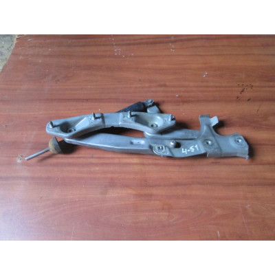  Петля капота правая к  Mercedes  C W202,  1998