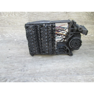 Блок предохранителей к  Mercedes  E W210,  2000