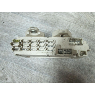  Блок предохранителей к  Mazda  626,  1996