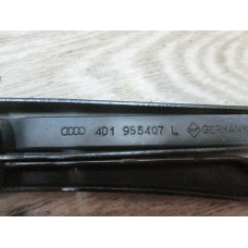  Щеткодержатель (поводок стеклоочистителя, дворник) к  Audi  A8,  1997