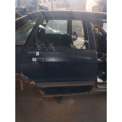 Дверь задняя правая к  Audi  80,  1990